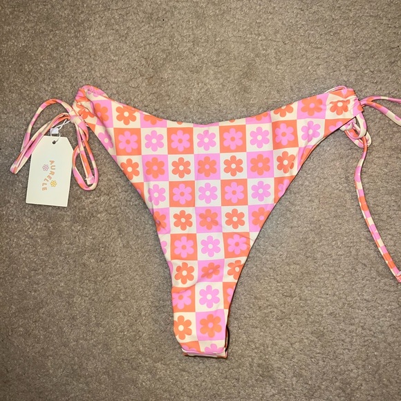 Large bikini bottoms from Aurelle - Picture 2 of 4